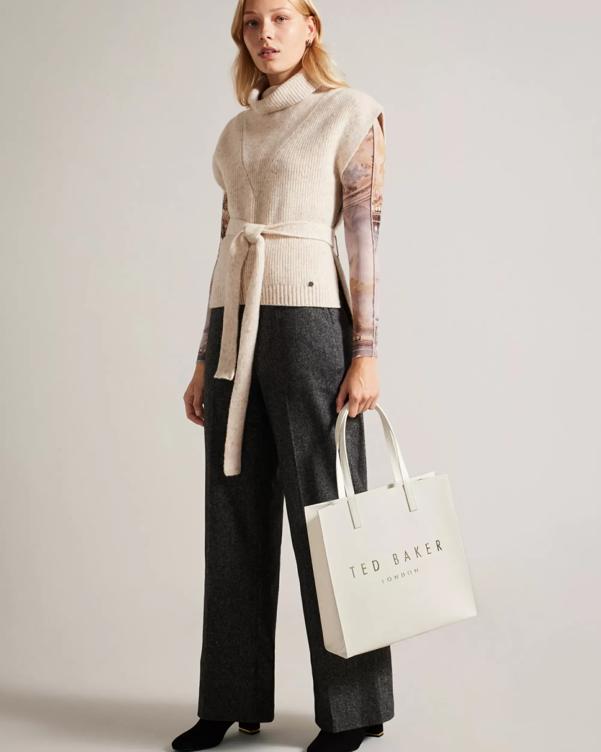 Ted Baker Crinkon Ivory Hot