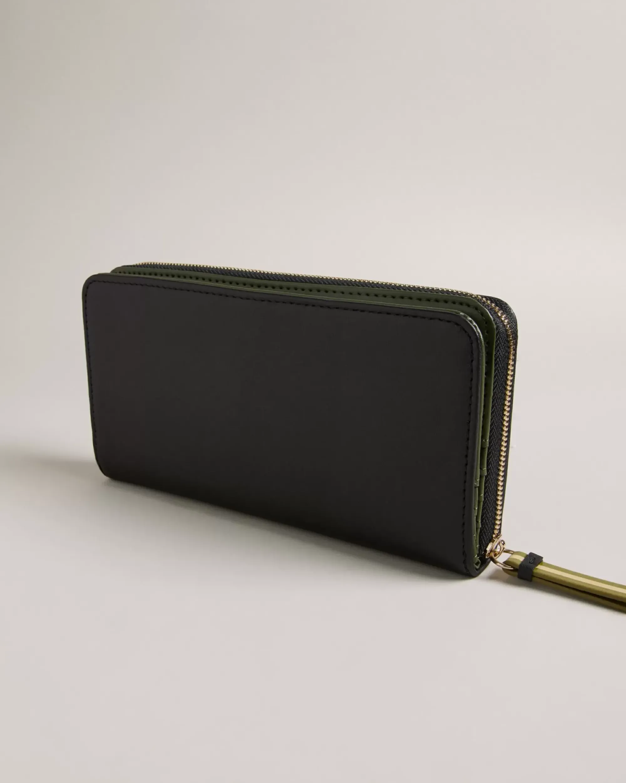 Ted Baker Darciea Jet-Black Hot