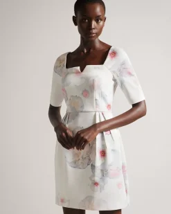 Ted Baker Lawana Natural Outlet