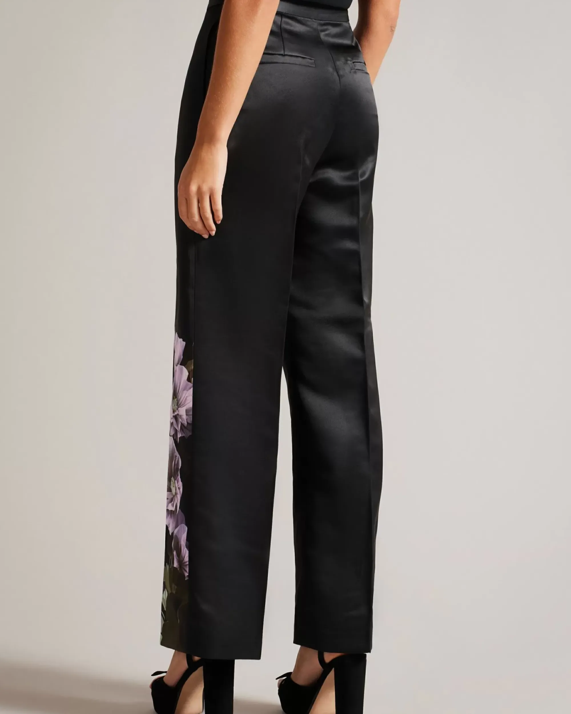 Ted Baker Nayaat Black Discount