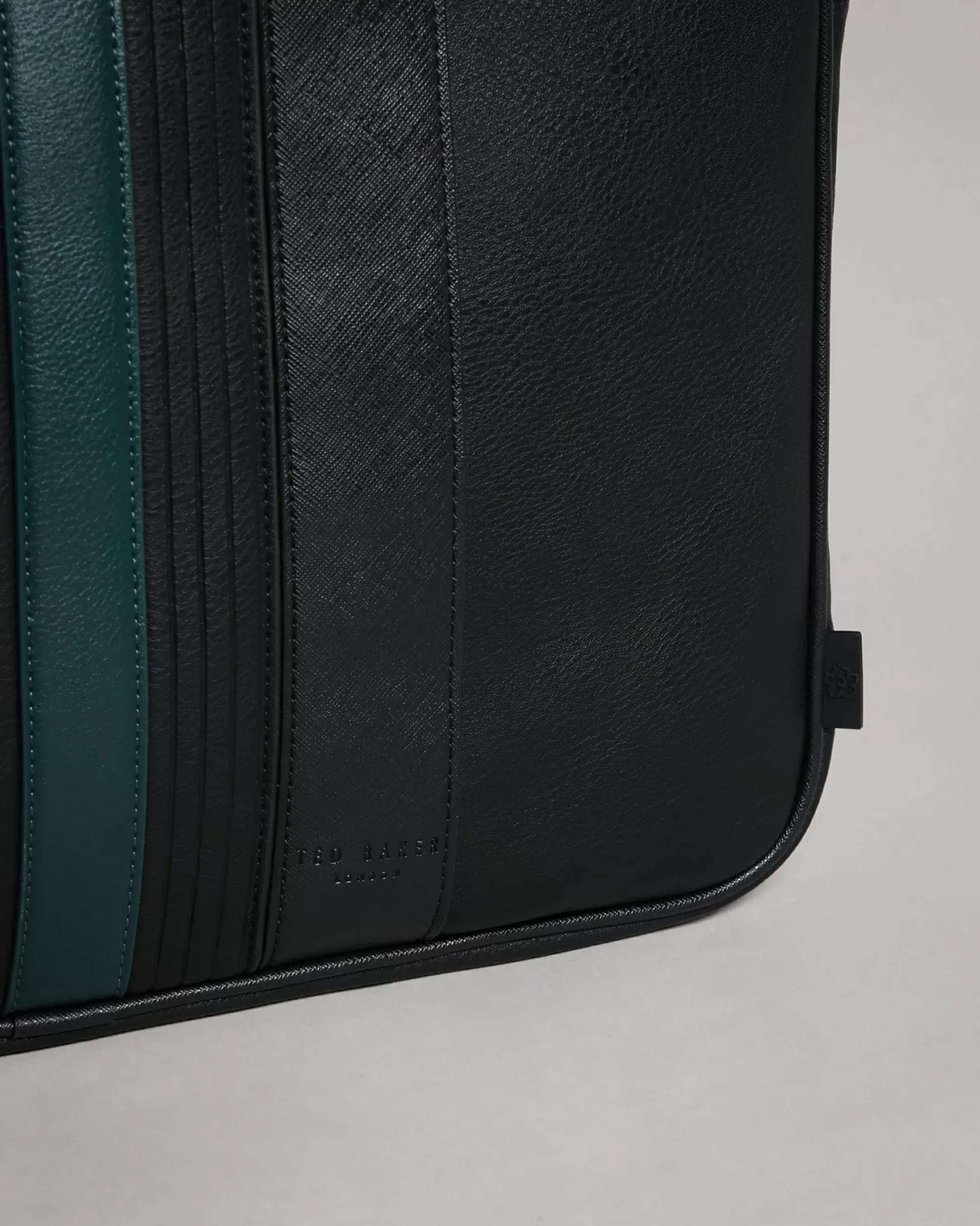 Ted Baker Nevver Black Online