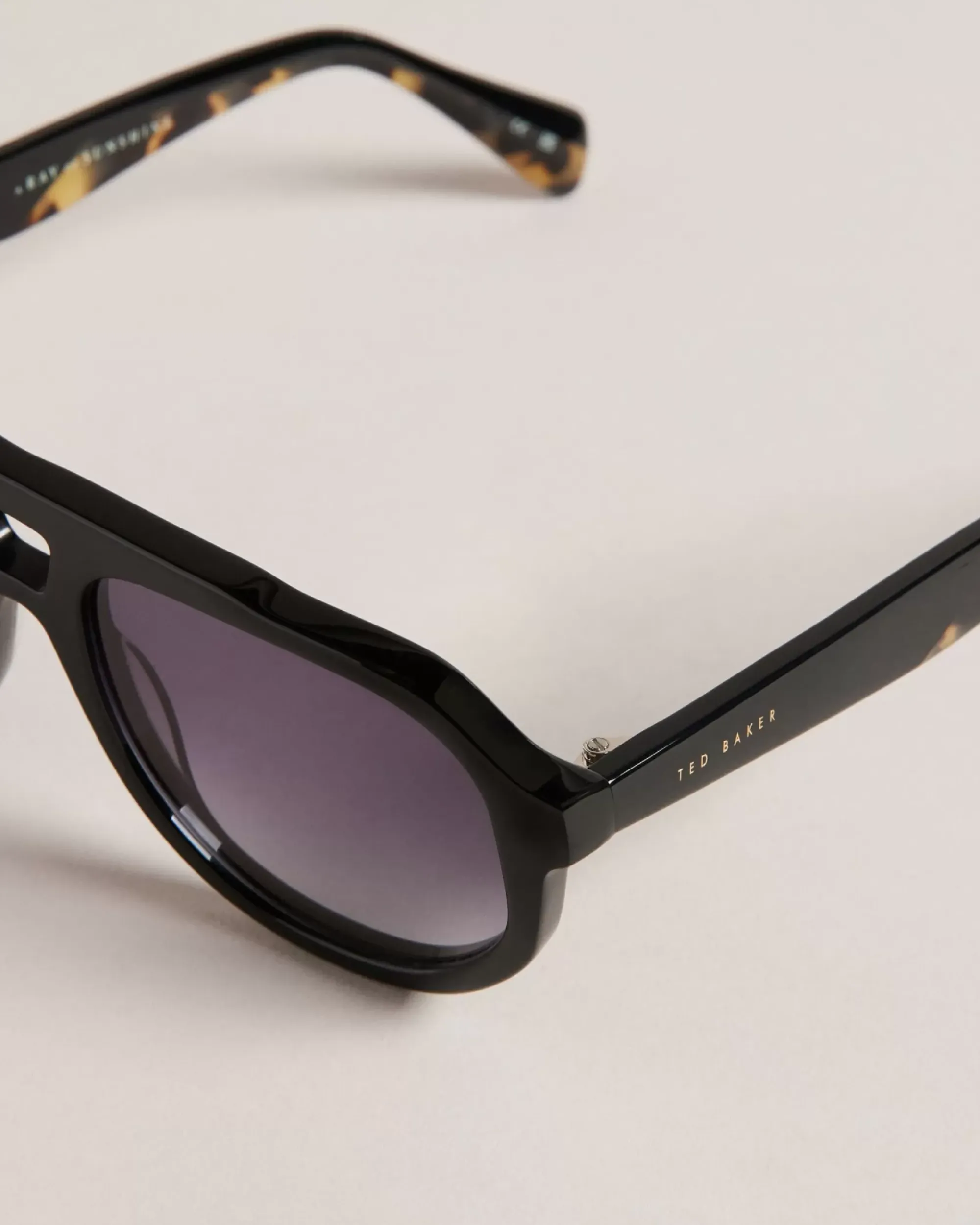 Ted Baker Rooman Black New